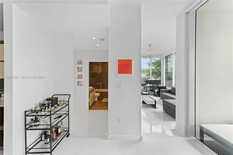 2100 Park Avenue Miami Beach FL 33139