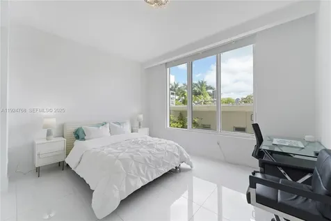 2100 Park Avenue Miami Beach FL 33139