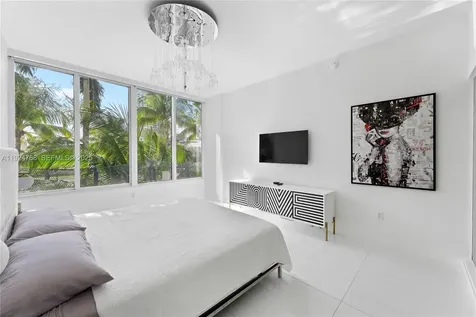 2100 Park Avenue Miami Beach FL 33139