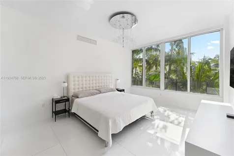 2100 Park Avenue Miami Beach FL 33139
