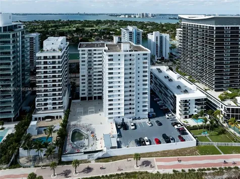 5825 Collins Avenue Miami Beach FL 33140