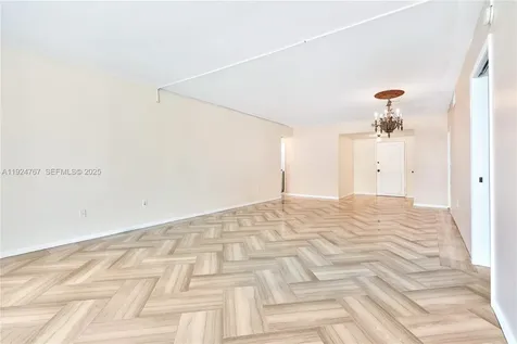 5825 Collins Avenue Miami Beach FL 33140