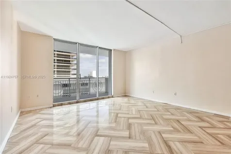 5825 Collins Avenue Miami Beach FL 33140