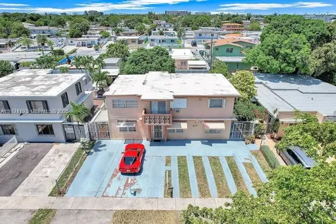 911 E 9th Place Hialeah FL 33010