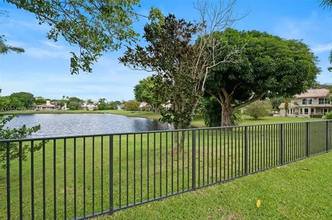 2729 NW 28th Street Boca Raton FL 33434