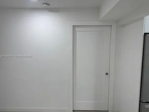 1605 Meridian Avenue Miami Beach FL 33139