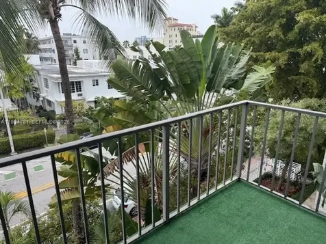 1605 Meridian Avenue Miami Beach FL 33139