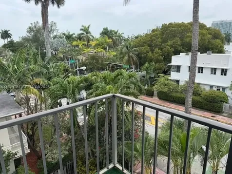 1605 Meridian Avenue Miami Beach FL 33139