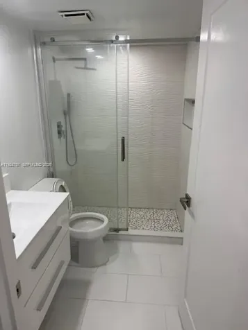 1605 Meridian Avenue Miami Beach FL 33139