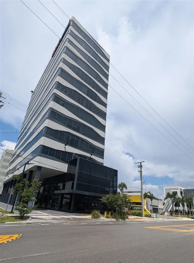 19790 W Dixie Highway Aventura FL 33180
