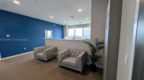 19790 W Dixie Highway Aventura FL 33180