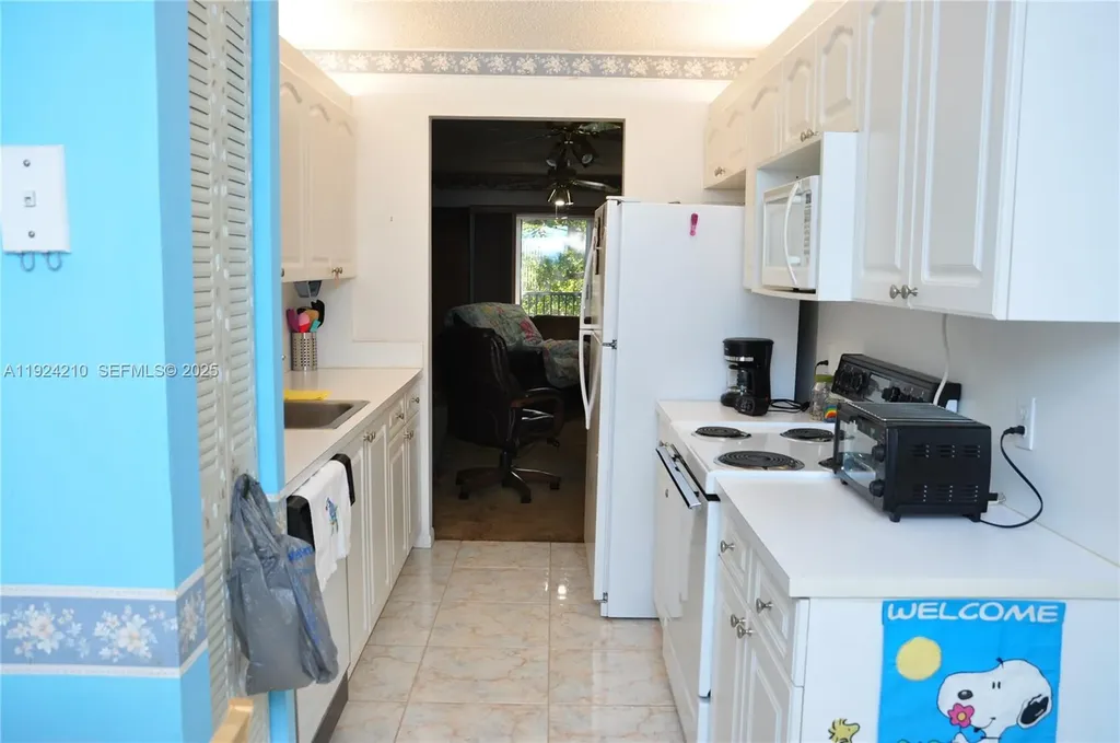 13000 SW 15th Court Pembroke Pines FL 33027
