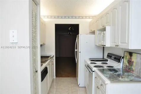 13000 SW 15th Court Pembroke Pines FL 33027