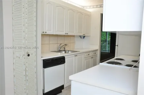 13000 SW 15th Court Pembroke Pines FL 33027