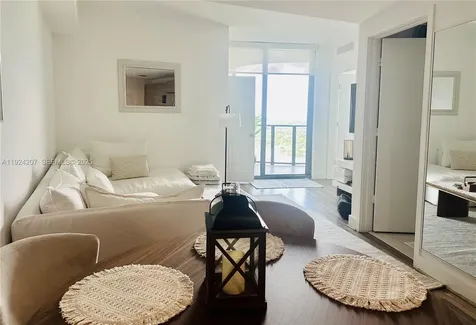 121 NE 34th Street Miami FL 33137