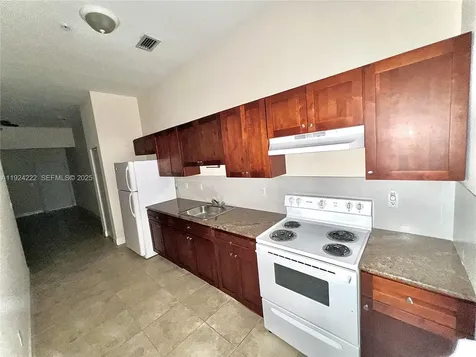 1253 SW 2nd Street Miami FL 33135
