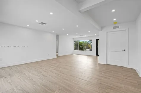 201 SE 12th Street Pompano Beach FL 33060