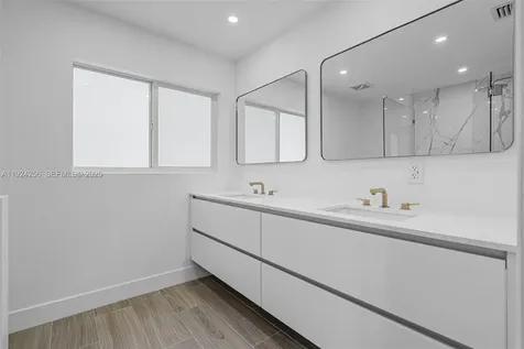 201 SE 12th Street Pompano Beach FL 33060