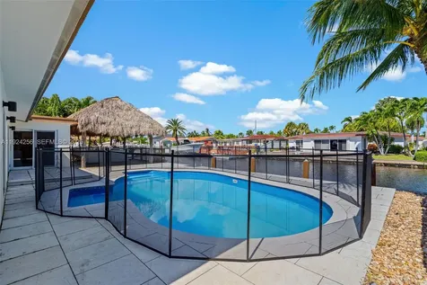 201 SE 12th Street Pompano Beach FL 33060