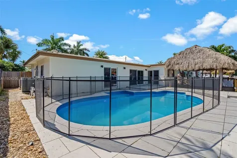 201 SE 12th Street Pompano Beach FL 33060