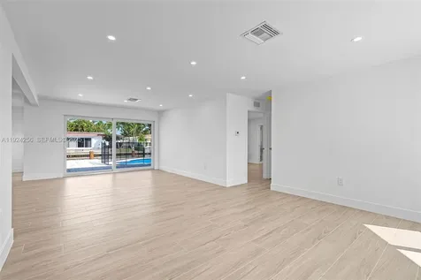 201 SE 12th Street Pompano Beach FL 33060