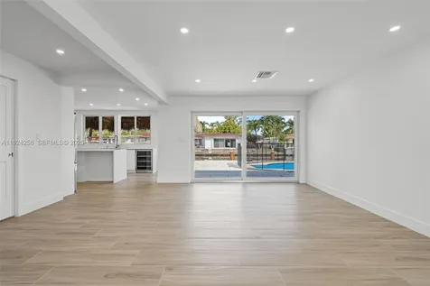 201 SE 12th Street Pompano Beach FL 33060