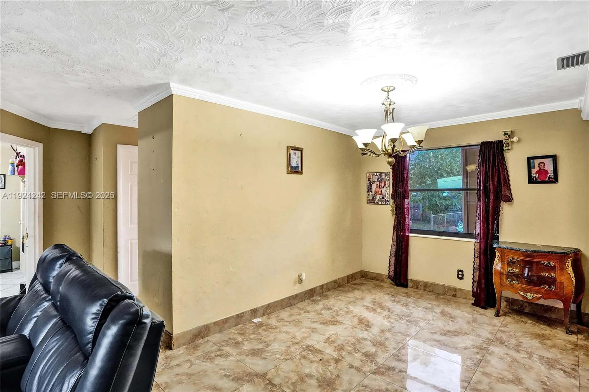 6404 Evans Street Hollywood FL 33024