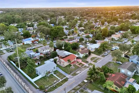 6404 Evans Street Hollywood FL 33024