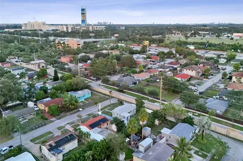 6404 Evans Street Hollywood FL 33024