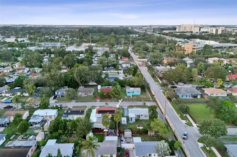 6404 Evans Street Hollywood FL 33024