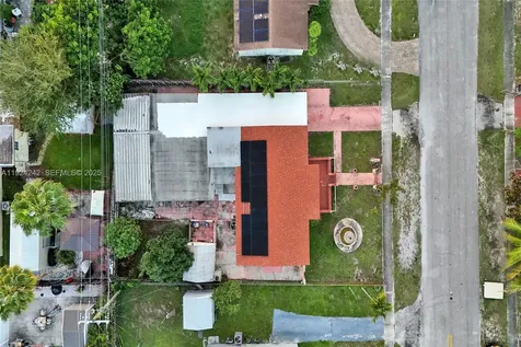 6404 Evans Street Hollywood FL 33024