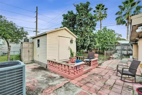 6404 Evans Street Hollywood FL 33024