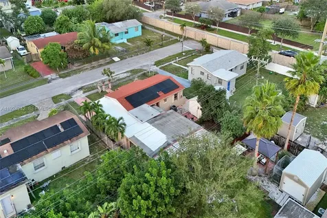 6404 Evans Street Hollywood FL 33024