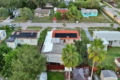 6404 Evans Street Hollywood FL 33024