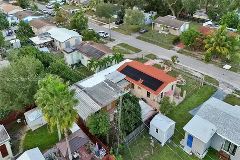 6404 Evans Street Hollywood FL 33024