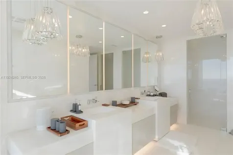 17975 Collins Avenue Sunny Isles Beach FL 33160