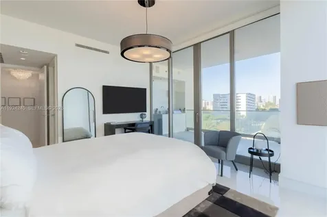 17975 Collins Avenue Sunny Isles Beach FL 33160