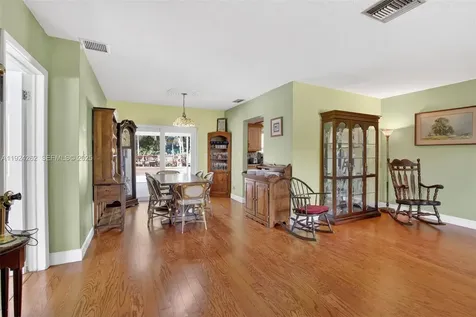 431 Vicksburg Terrace Plantation FL 33325