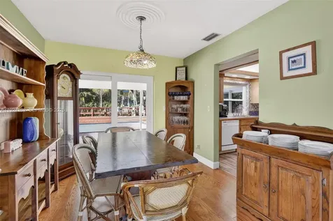 431 Vicksburg Terrace Plantation FL 33325