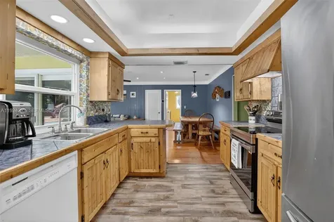 431 Vicksburg Terrace Plantation FL 33325