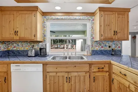 431 Vicksburg Terrace Plantation FL 33325