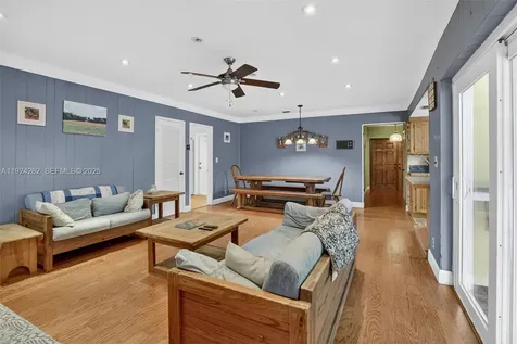 431 Vicksburg Terrace Plantation FL 33325
