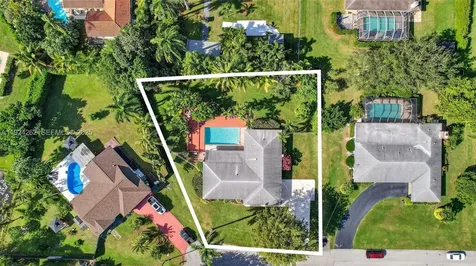 431 Vicksburg Terrace Plantation FL 33325