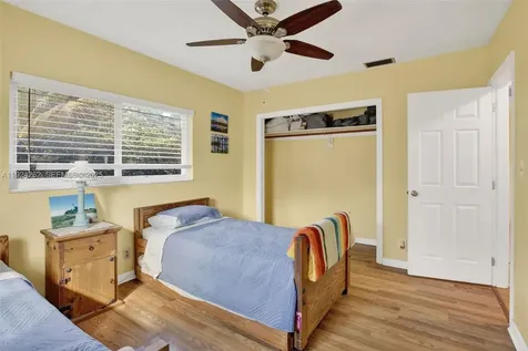431 Vicksburg Terrace Plantation FL 33325