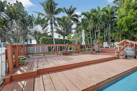 431 Vicksburg Terrace Plantation FL 33325