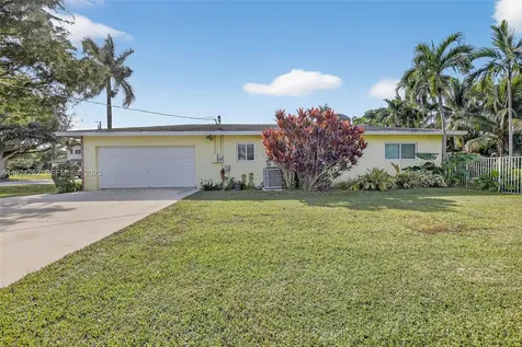431 Vicksburg Terrace Plantation FL 33325