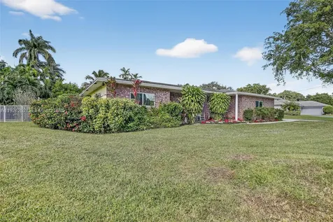 431 Vicksburg Terrace Plantation FL 33325
