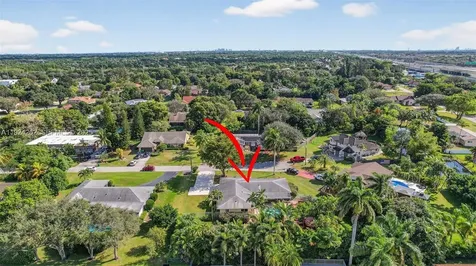 431 Vicksburg Terrace Plantation FL 33325