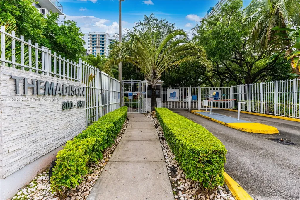 850 N Miami Avenue Miami FL 33136