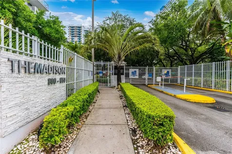850 N Miami Avenue Miami FL 33136